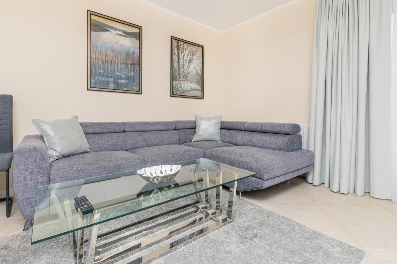Batorego 7 Gdynia Apartments By Noclegi Renters Экстерьер фото